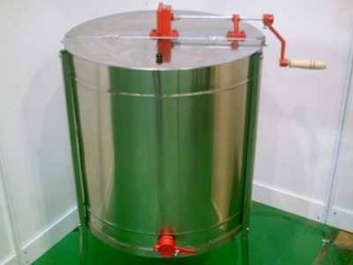 Mézpergető NB 4 keretes kézi